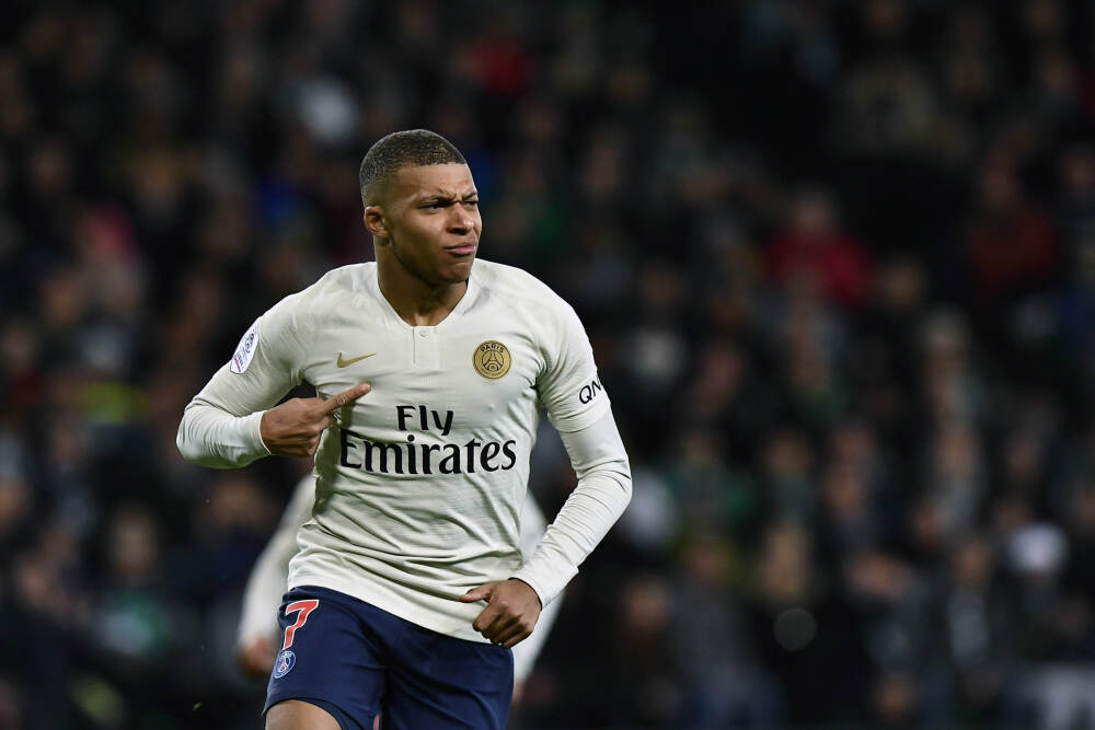 这些反常行为不是叛逆，青少年抑郁的早期信号家长注意了吗？